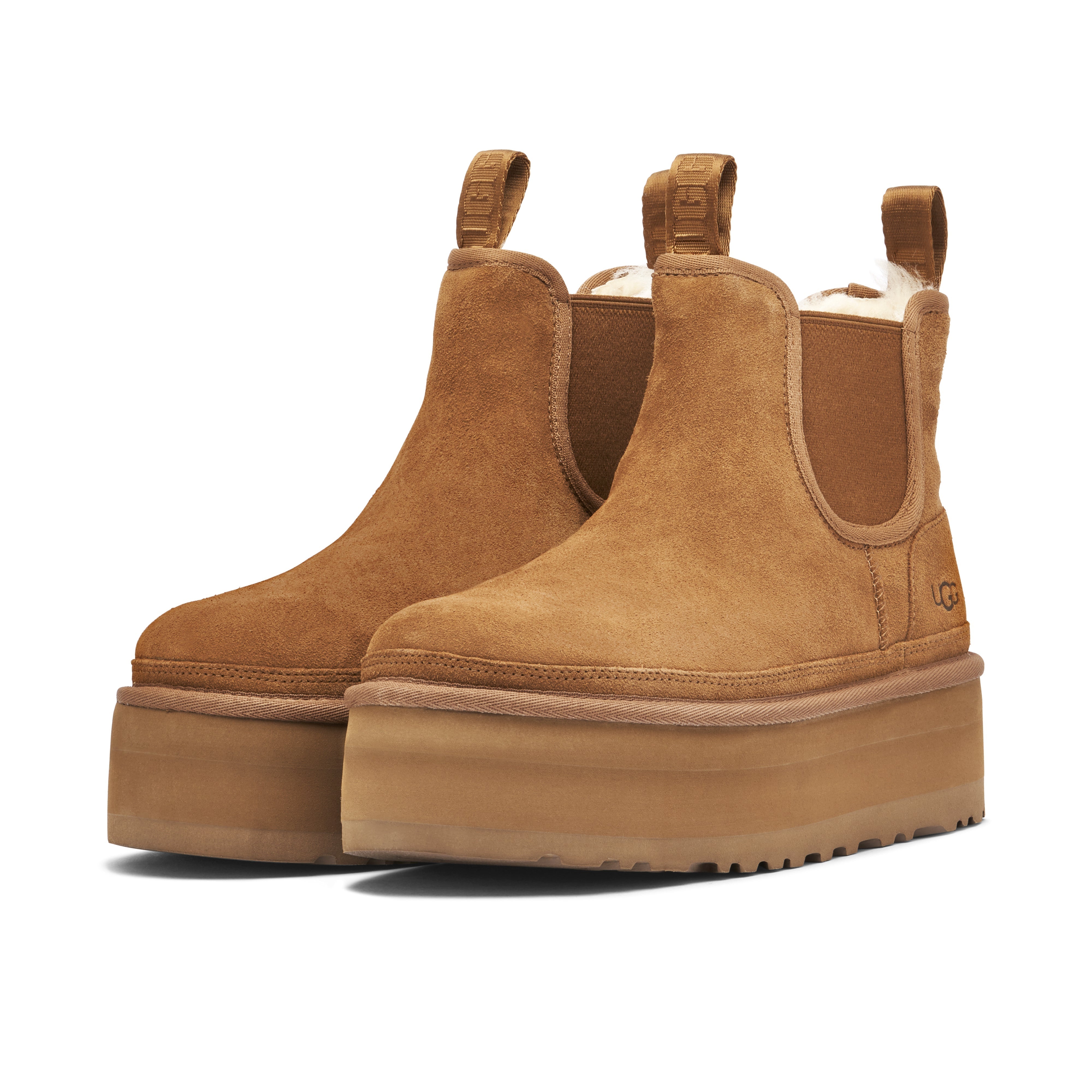 UGG - Neumel Platform Chelsea Boot Chestnut